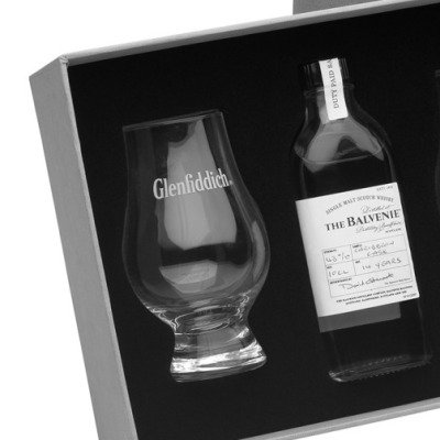 Balvenie-limited-edition-gift-set-open